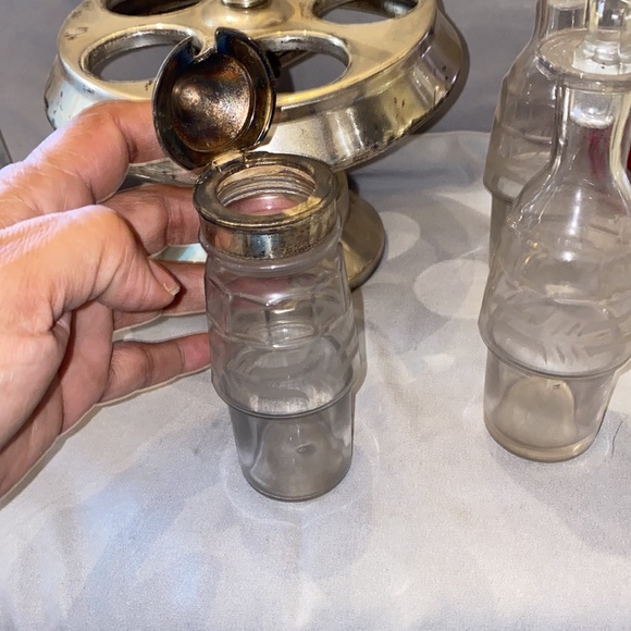 Bx47 5 pc James W Tufts #2928 Antique Castor Cruet Set with (5) frosted bottles - Picture 6 of 9